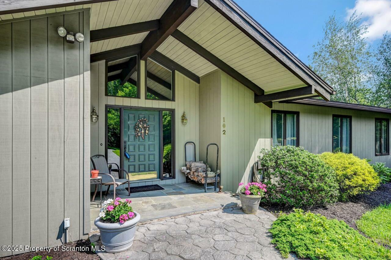 Property Photo: 102 Old Windmill Road PA 18411