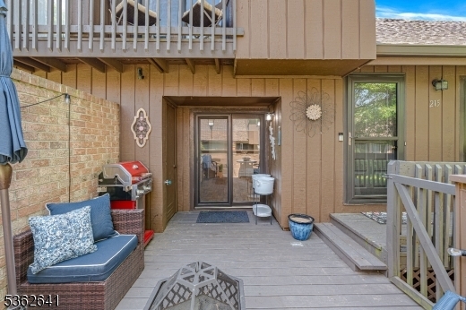 Property Photo: 215 Kingsberry Dr NJ 08873