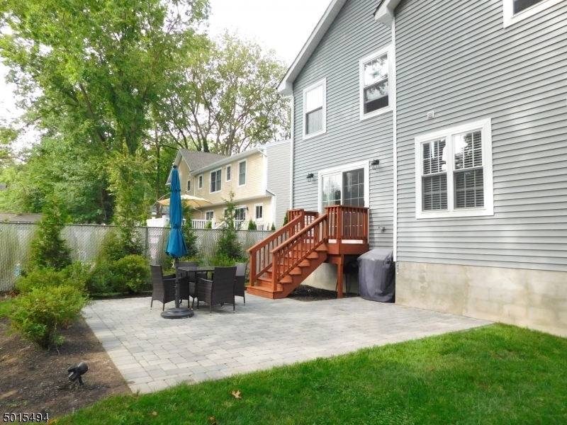 Property Photo: 10 Wardell Rd NJ 07039
