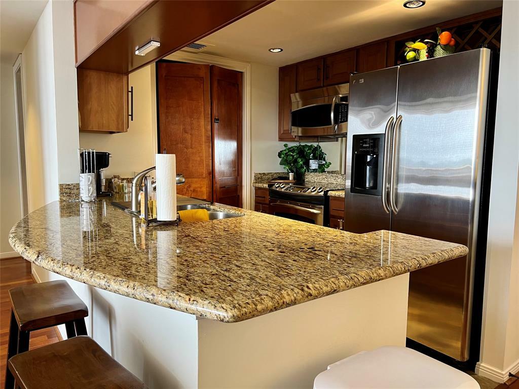 Property Photo: 3525 Sage Road 1502 TX 77056