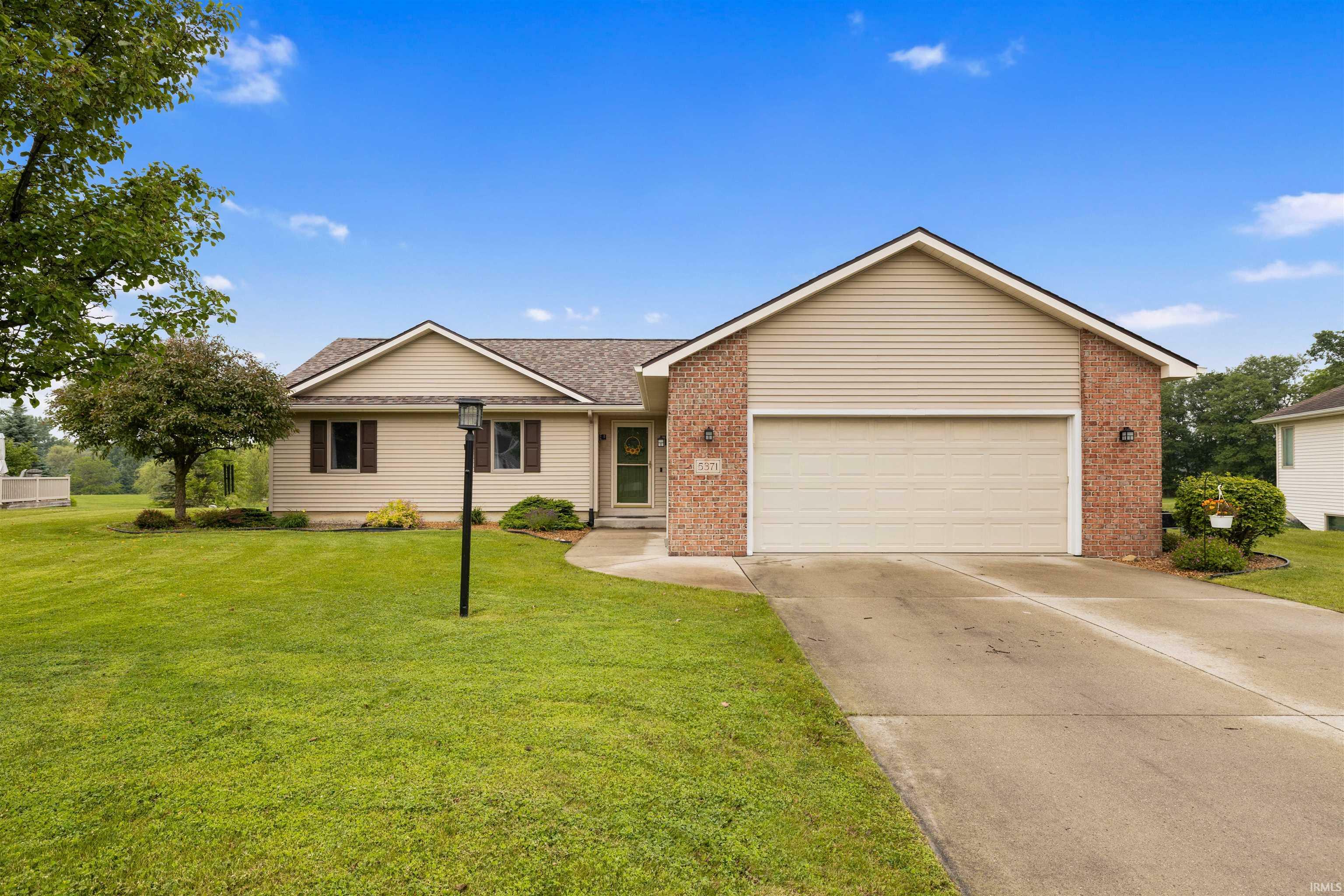 Property Photo: 5371 Bear Creek Pass Pass IN 46706