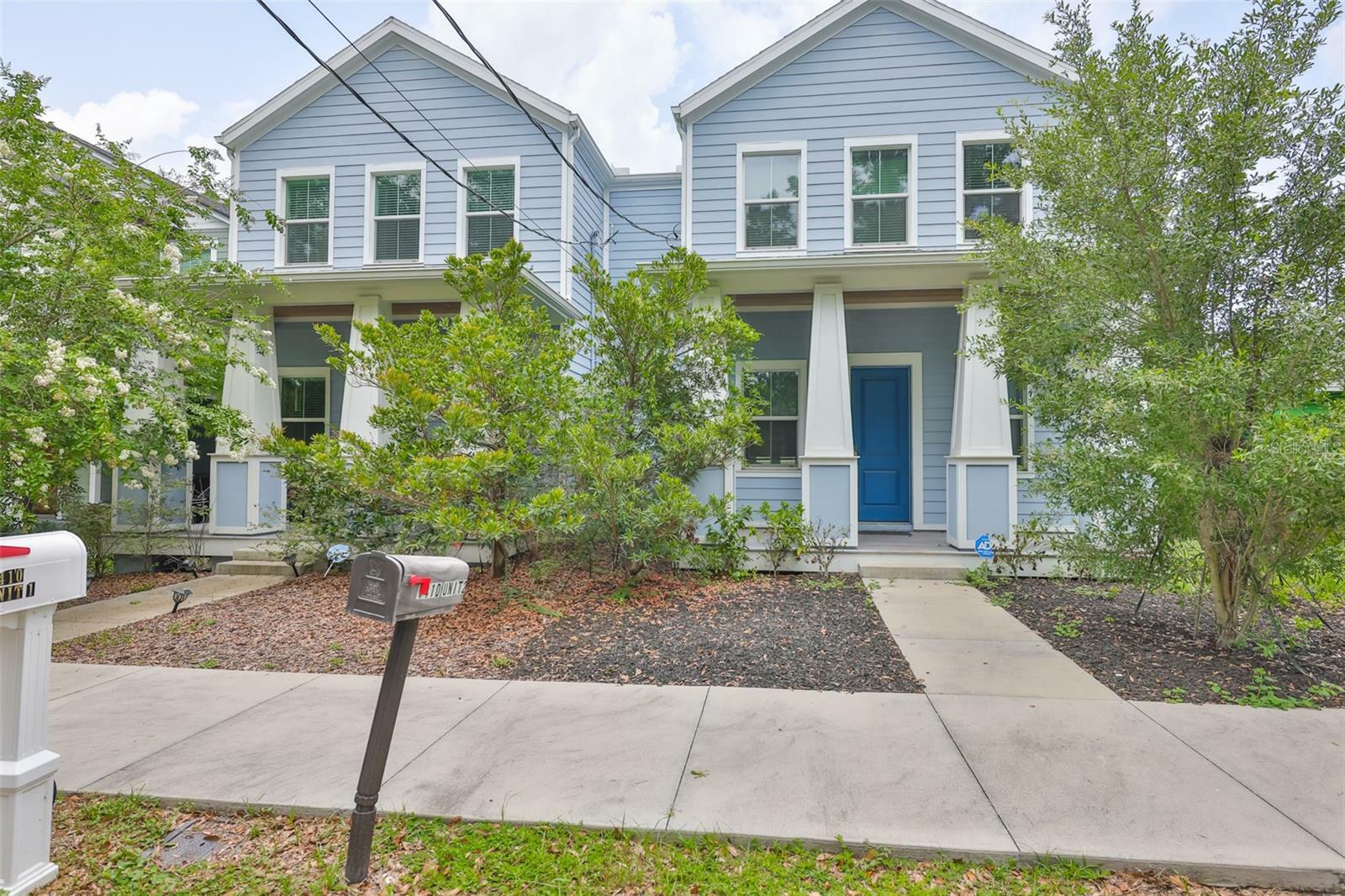 Property Photo: 1410 E Curtis Street 2 FL 33603