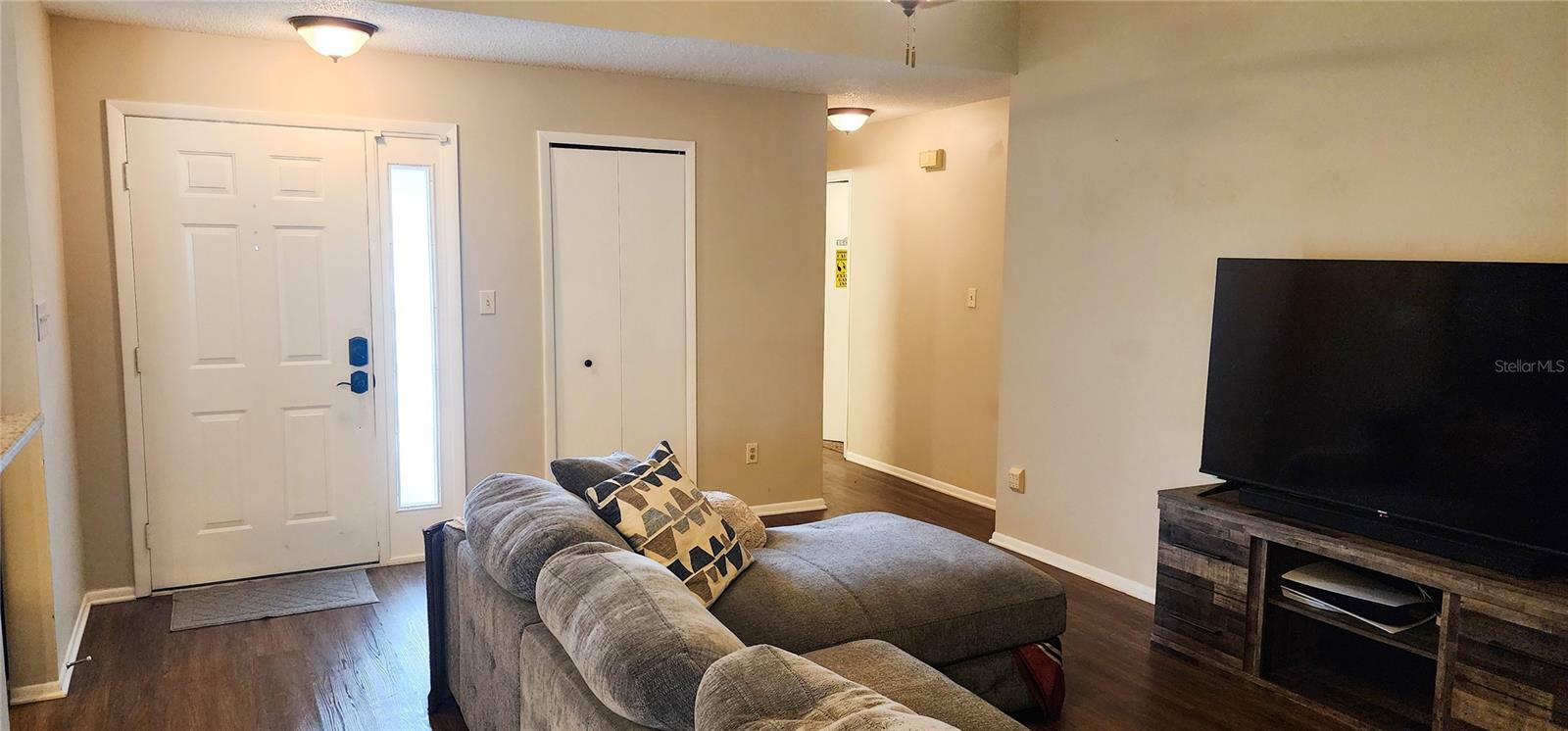 Property Photo: 8767 Grandee Drive FL 32829
