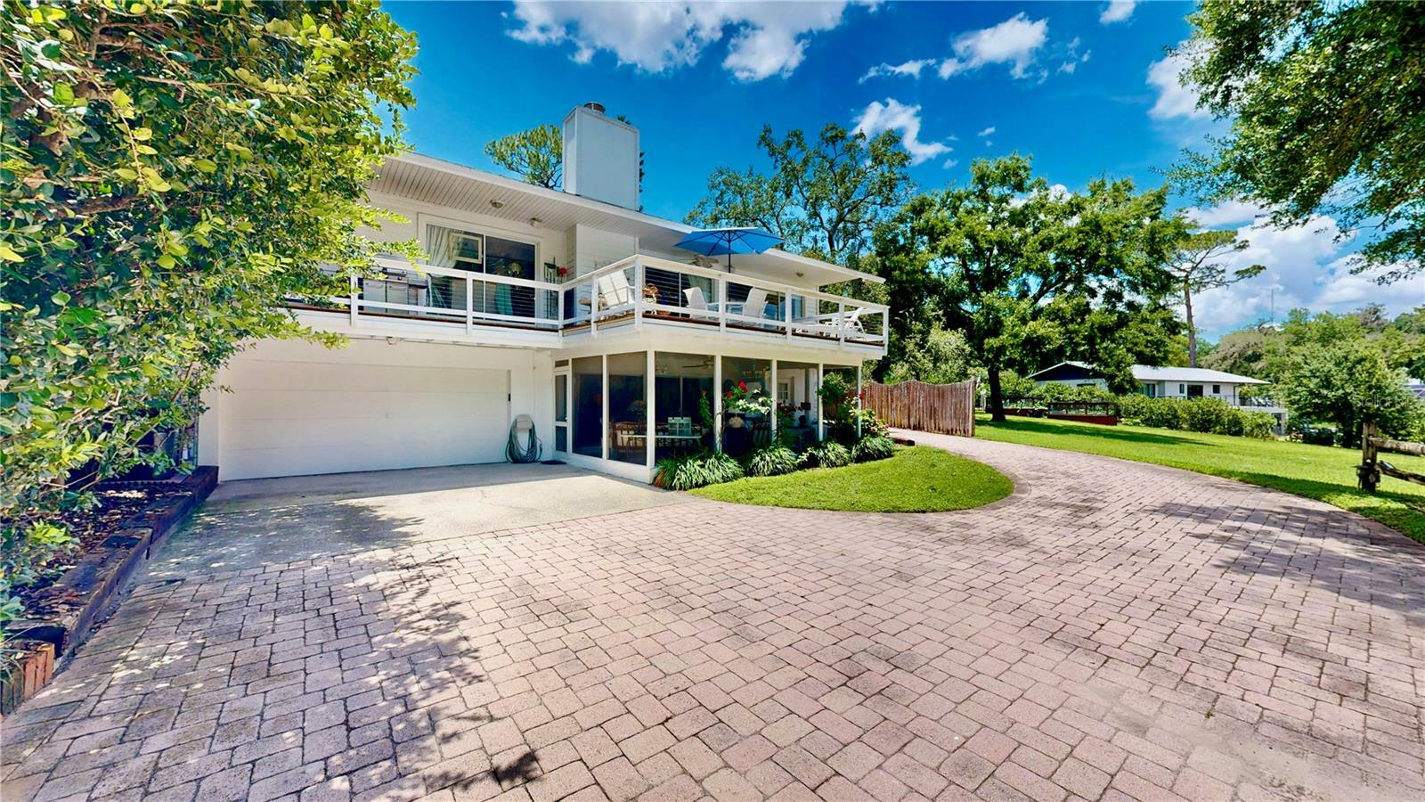 Property Photo: 625 Woodlawn Cemetery Road FL 34734