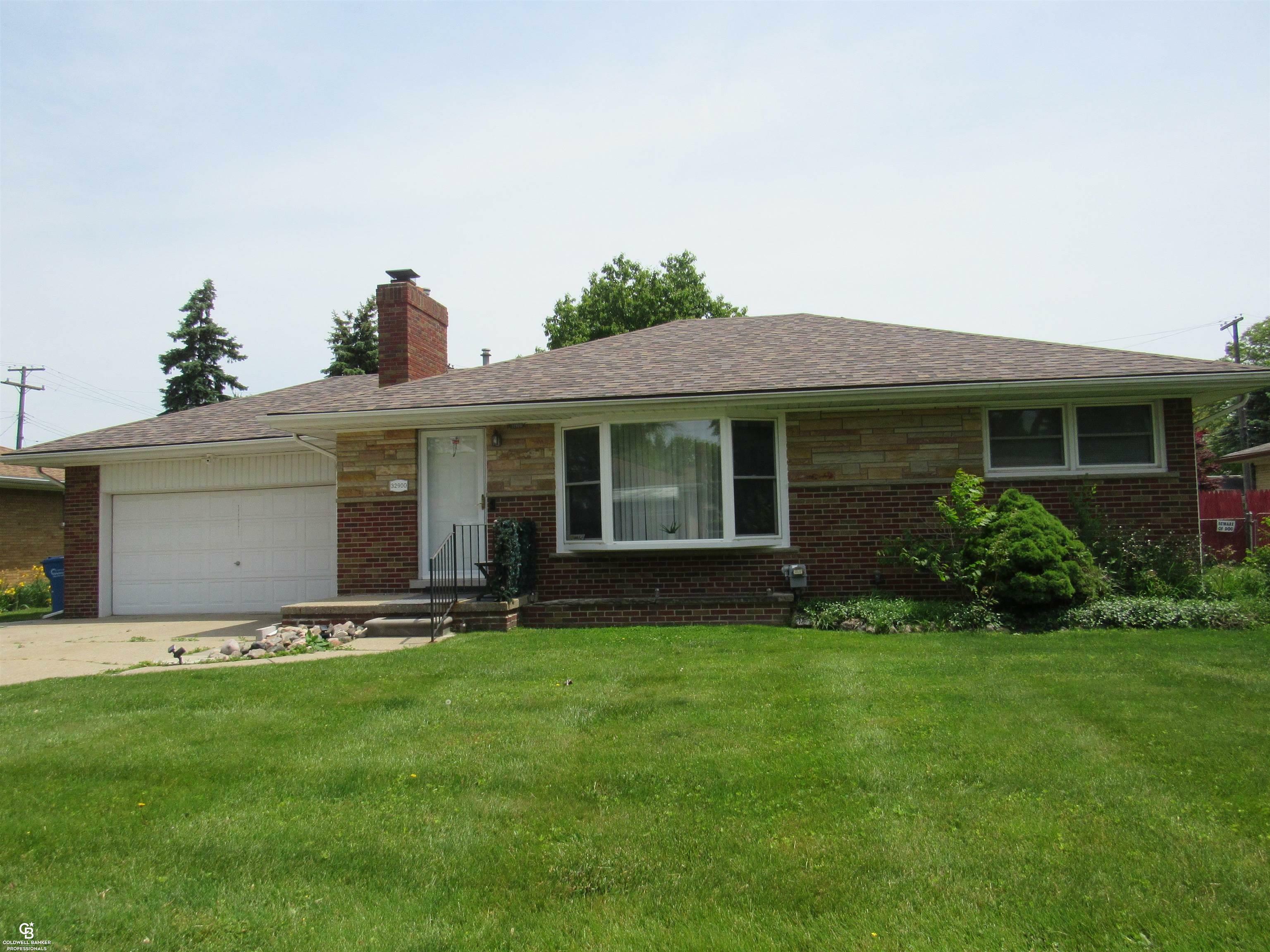 32900 Knapp Avenue  Warren MI 48093 photo