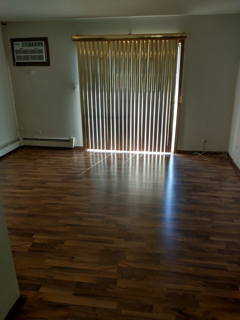 Property Photo: 17985 Amherst Court 1-103 IL 60478
