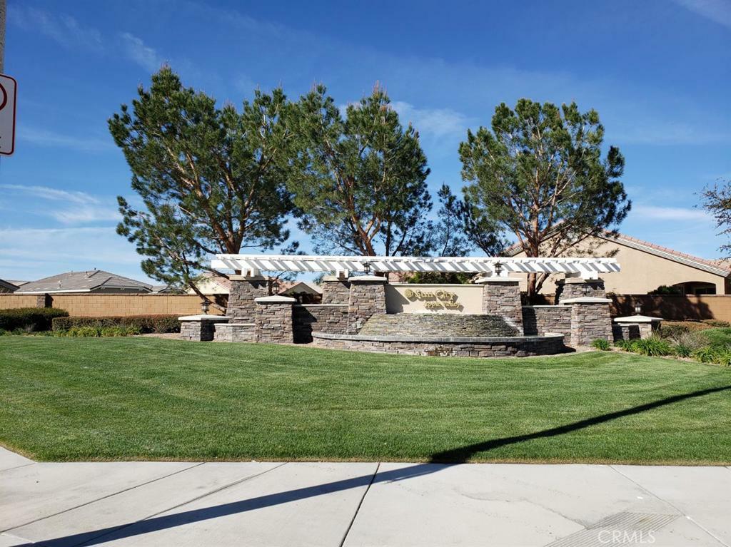 Property Photo: 11142 Avonlea Road CA 92308