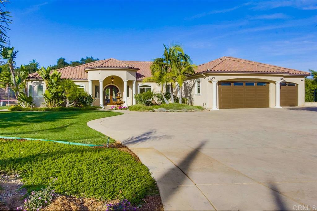 Property Photo: 2050 Buena Village Dr CA 92084