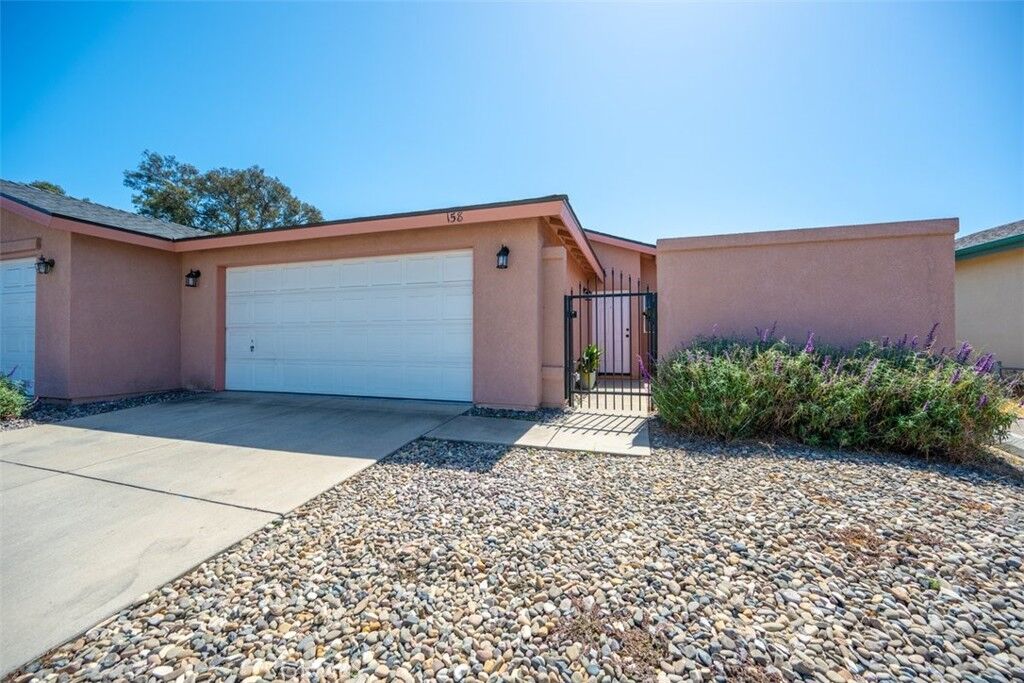 Property Photo: 158 Colt Lane CA 93444