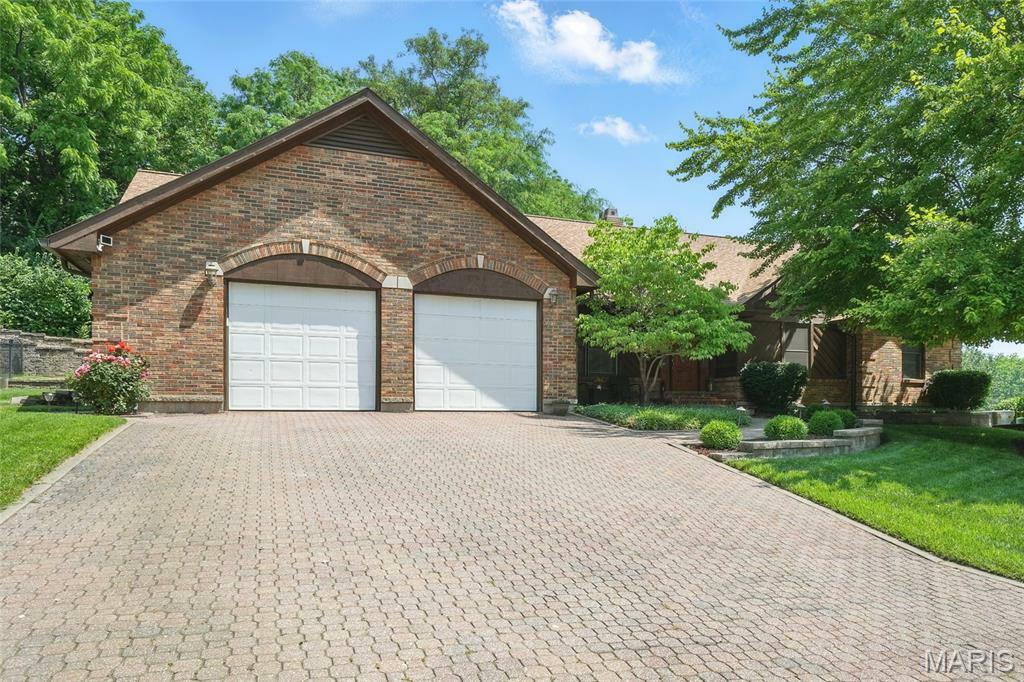 Property Photo: 55 Cambrian Way MO 63301