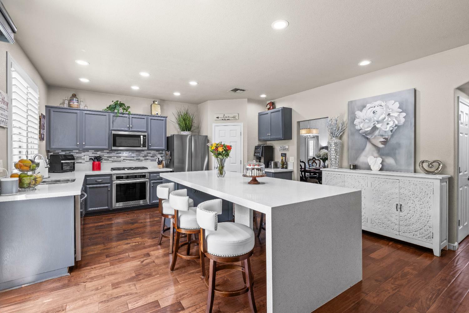 Property Photo:  1636 Roadrunner Drive  CA 95747 