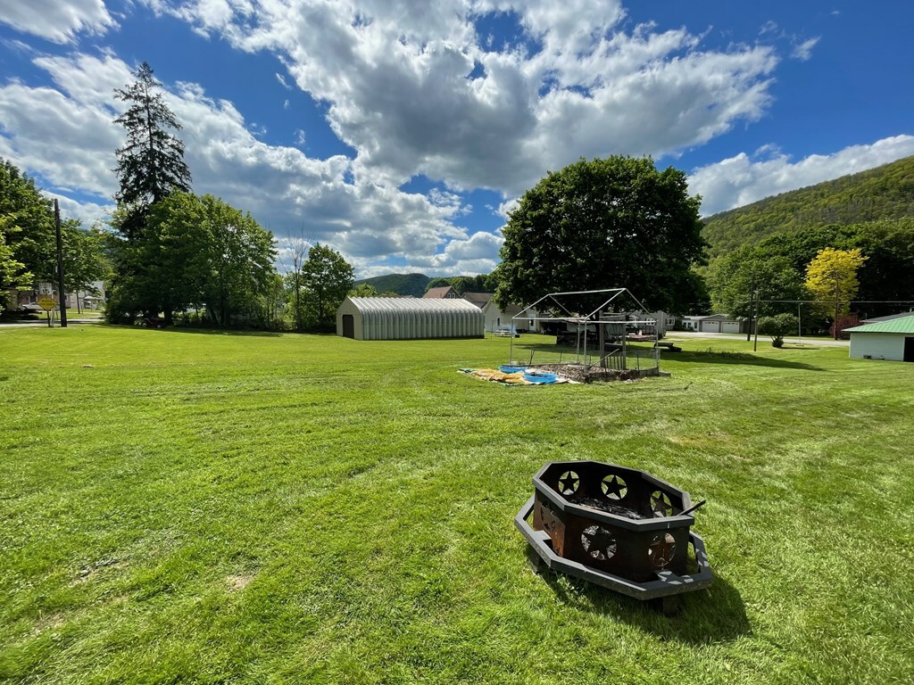 Property Photo: 115 Pine St PA 16922