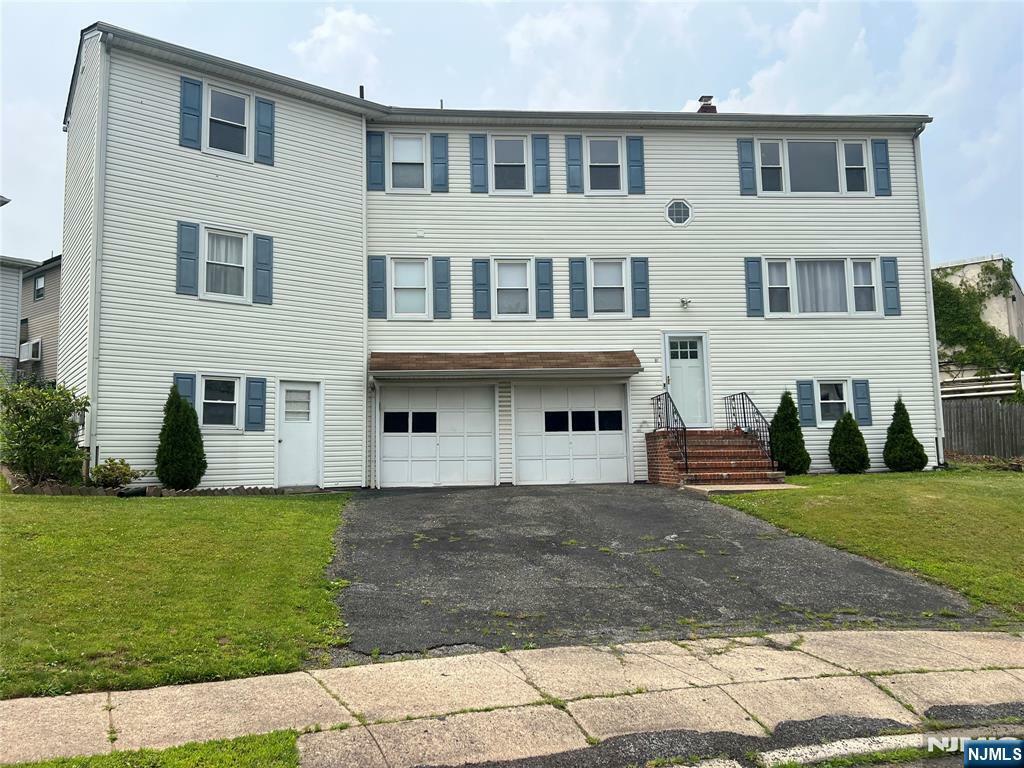 Property Photo:  81 Garden Drive #2  NJ 07407 