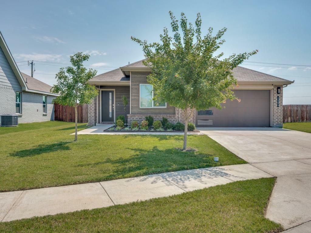 Property Photo:  1504 Central Park Drive  TX 76009 