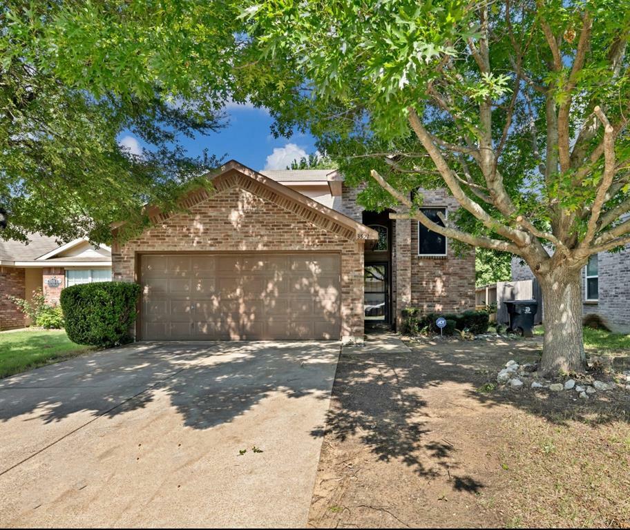 Property Photo: 3521 Apple Valley Way TX 75227