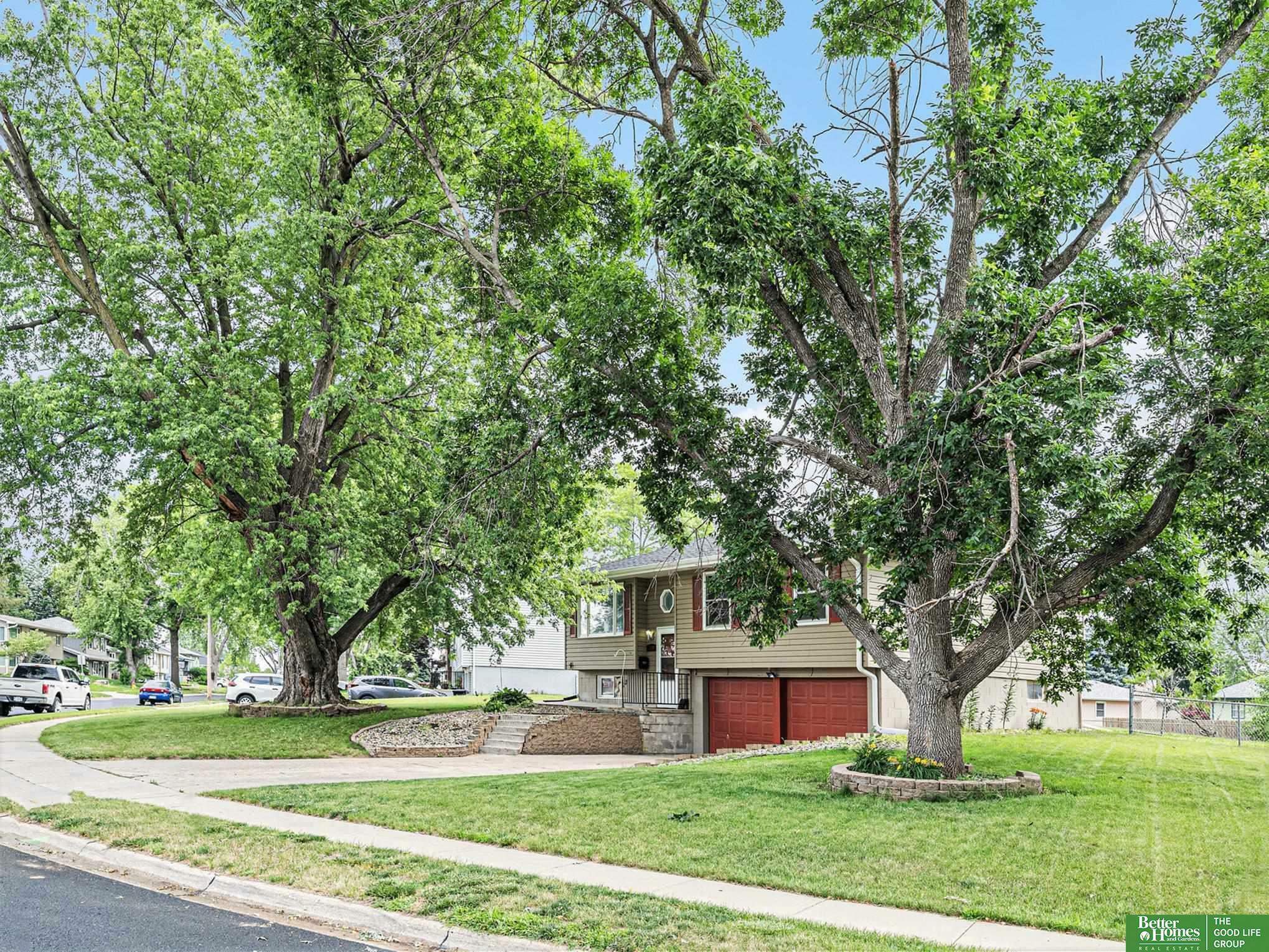 Property Photo: 7119 Pine Drive NE 68128