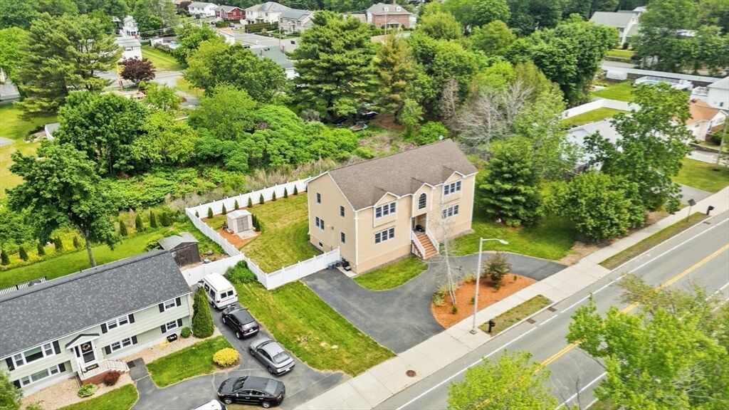 Property Photo: 86 Lynn Fells Pkwy MA 01906