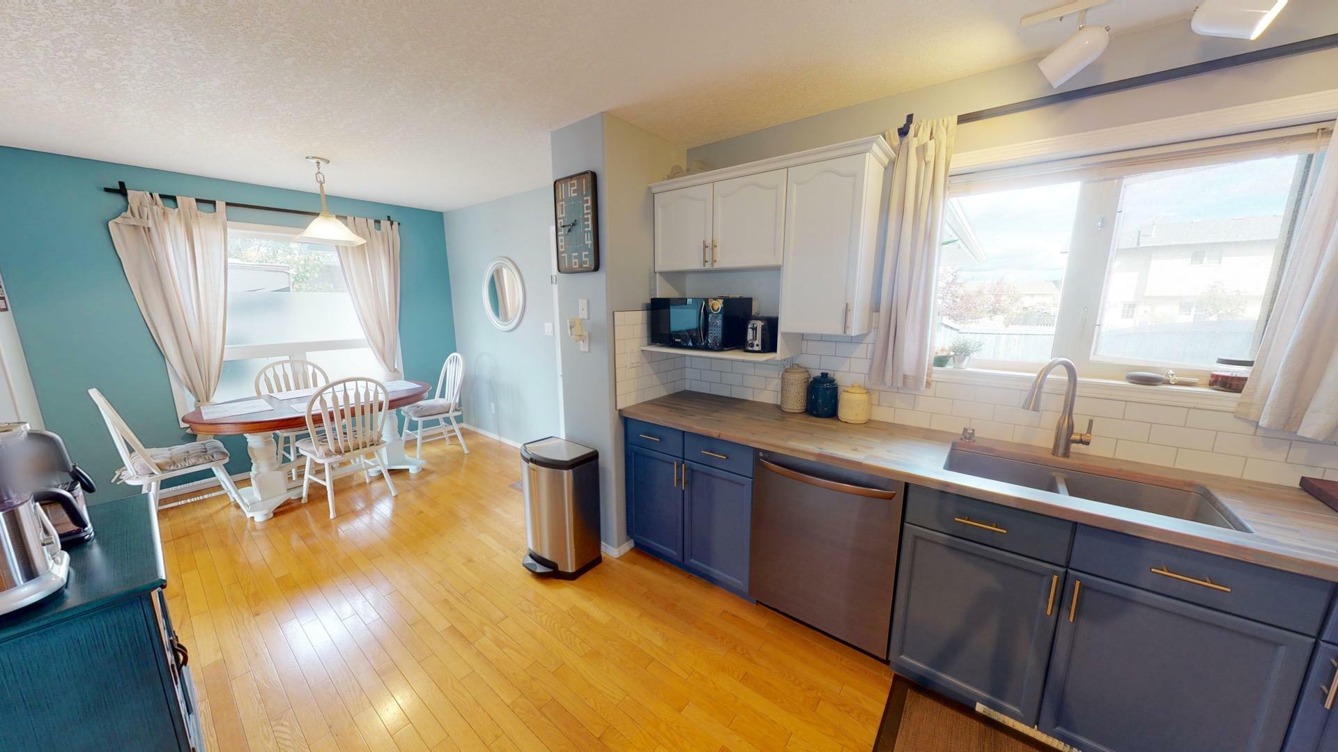 Property Photo:  126 Maurer Drive  AB T7V 2C8 