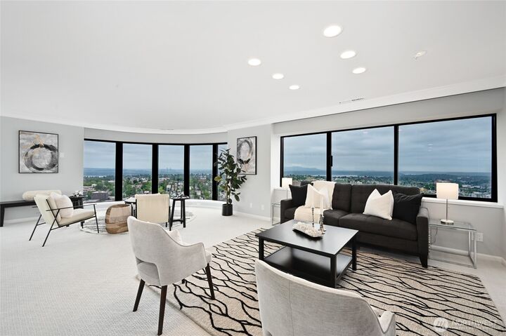 Property Photo:  1301  Spring Street 28H  WA 98104