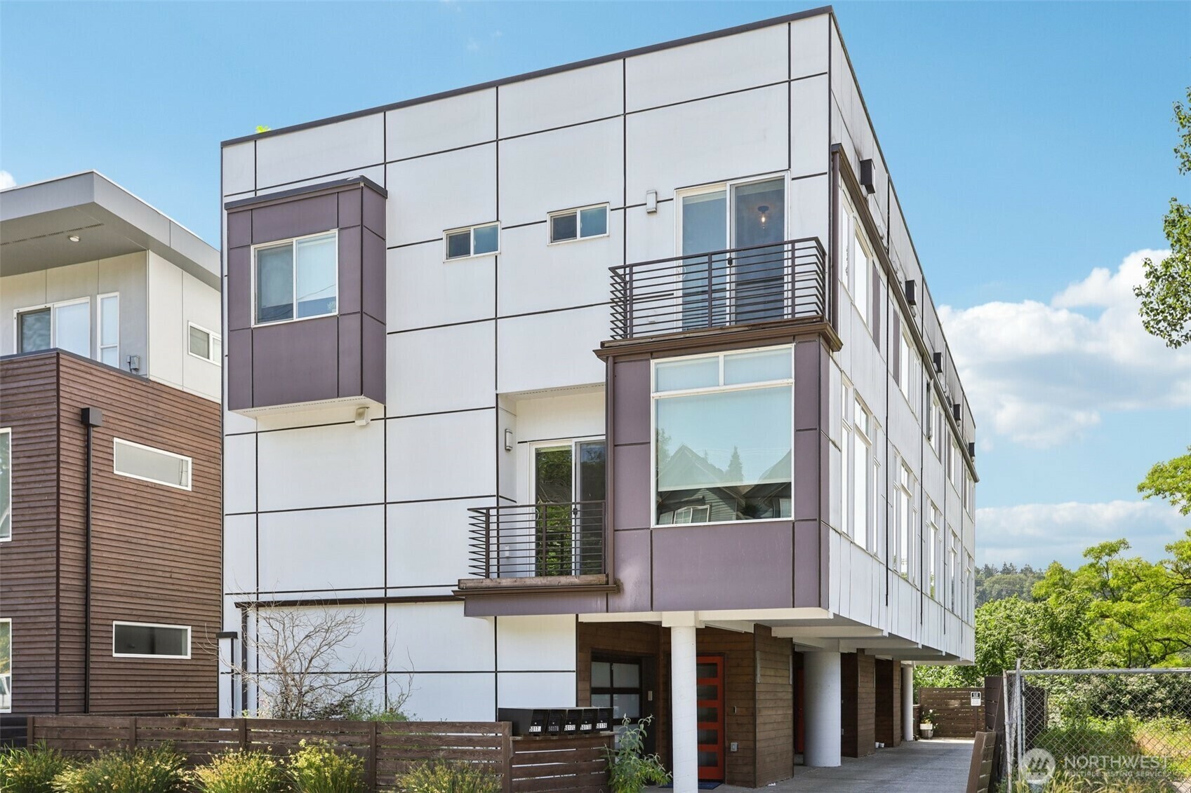 5017  Delridge Way SW A  Seattle WA 98106 photo