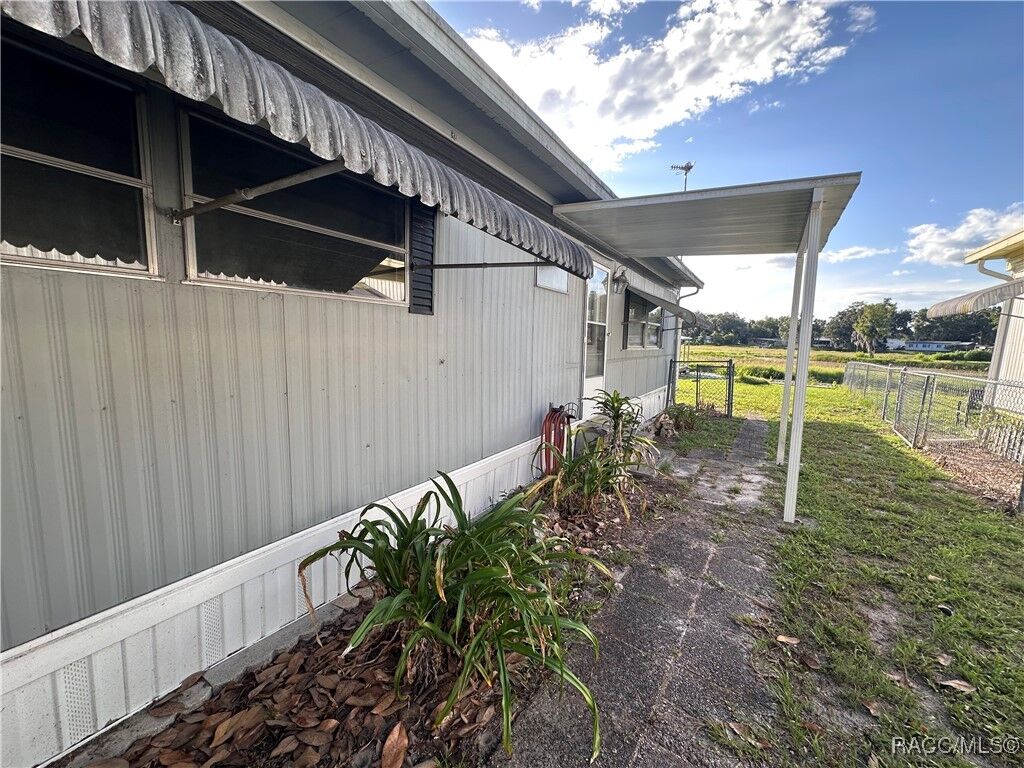 Property Photo:  3910 N Bluewater Drive  FL 34442 