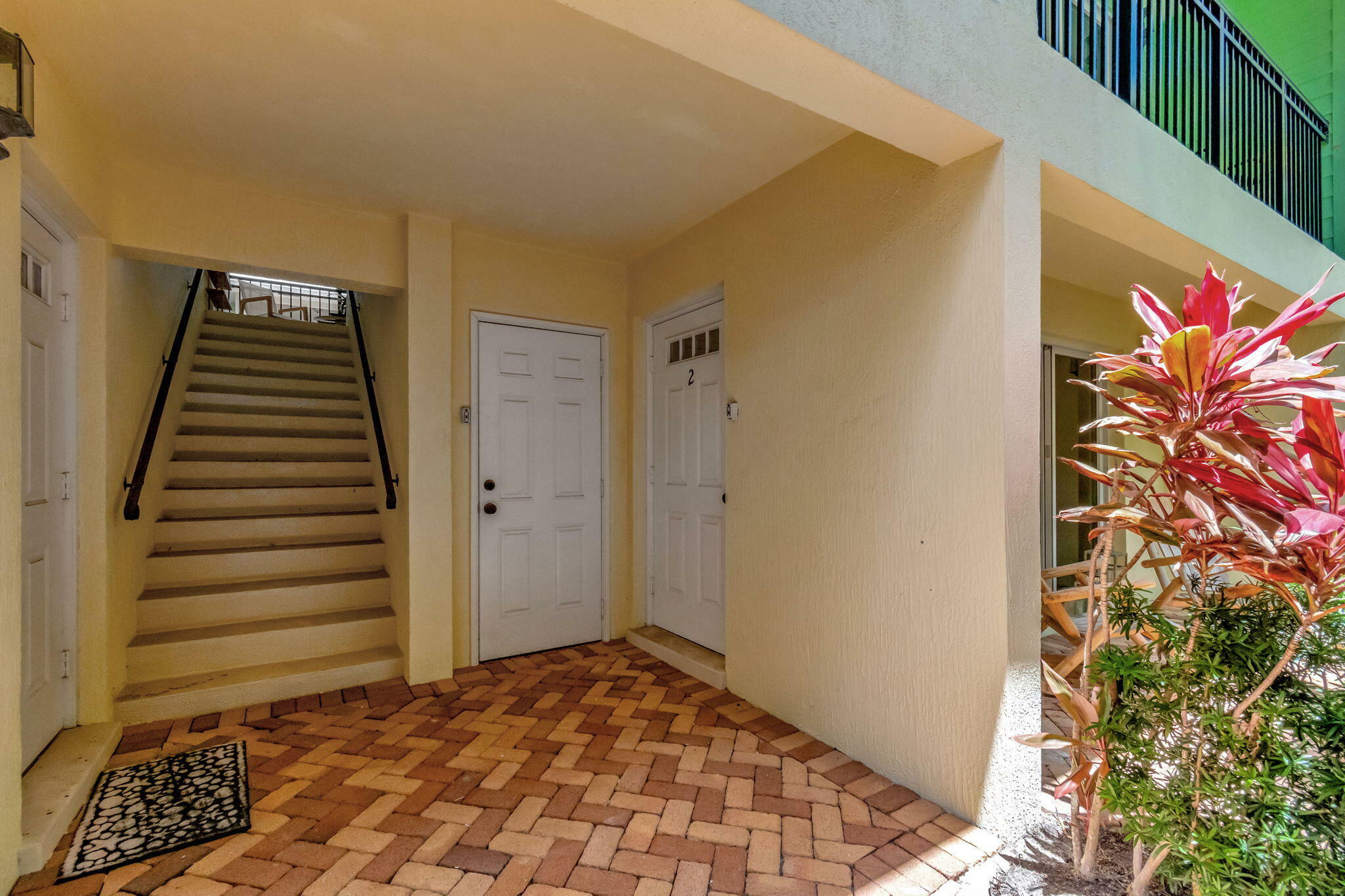 Property Photo: 49 SE 2nd Avenue 2 FL 33483