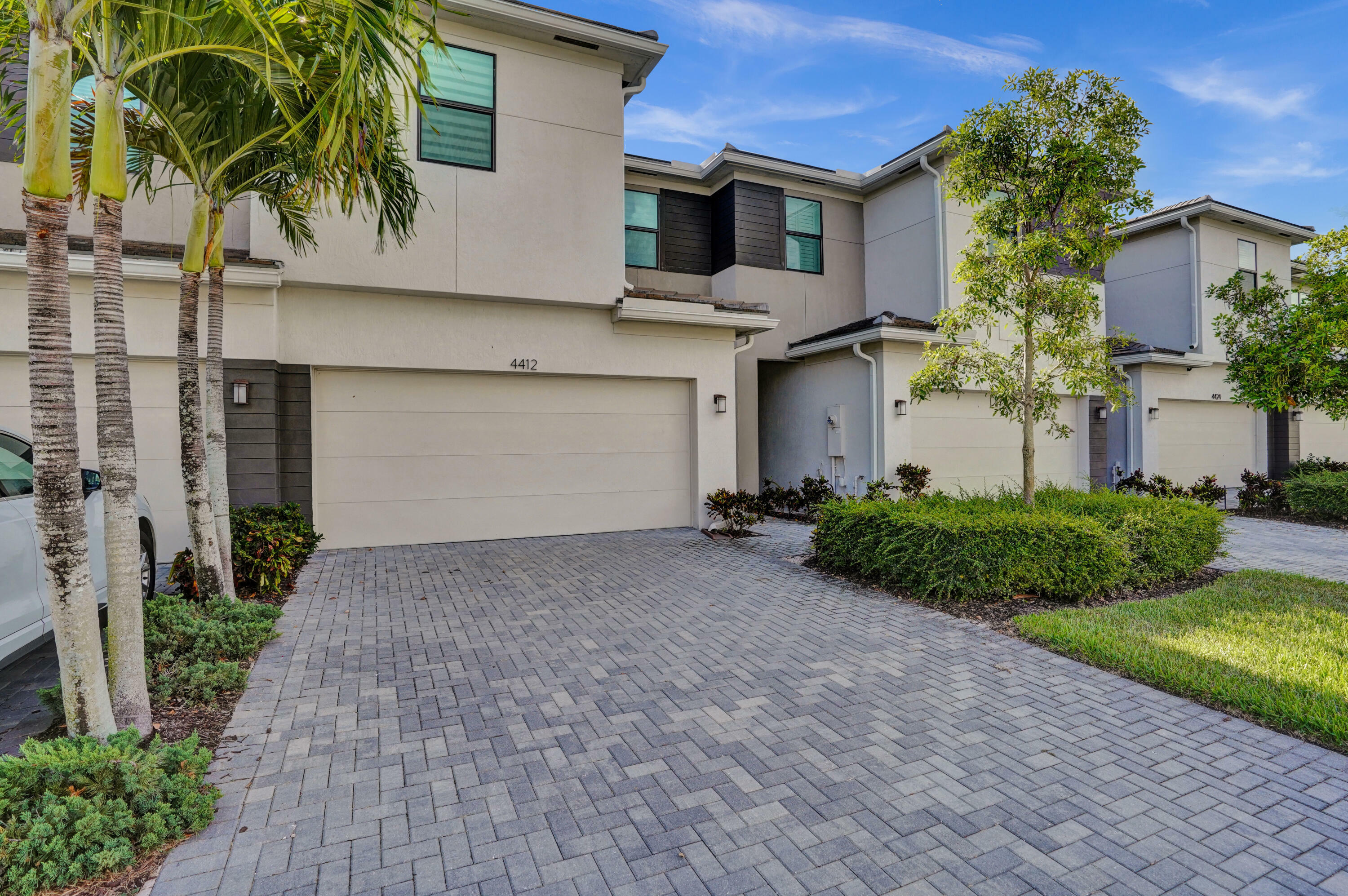 Property Photo: 4412 Serpens Lane FL 33467