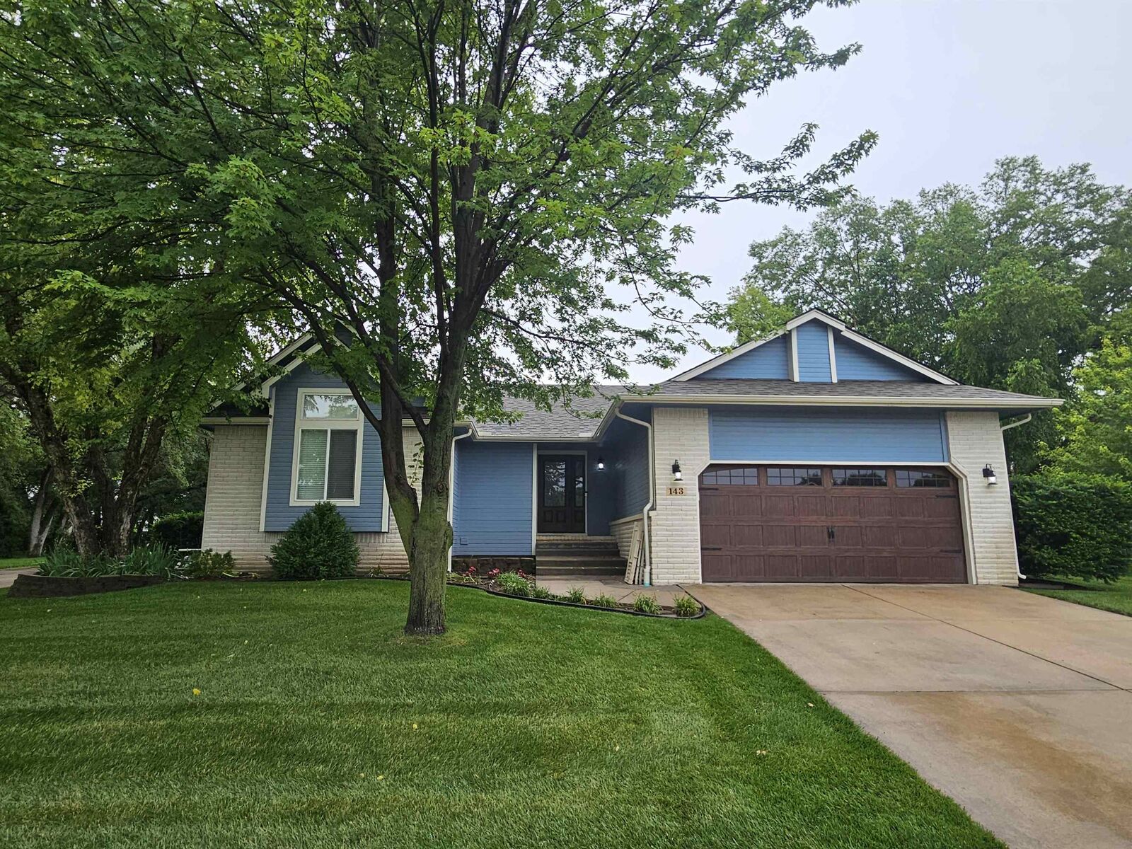 Photo de la propriété:  143 S Maple Dunes St  KS 67235 