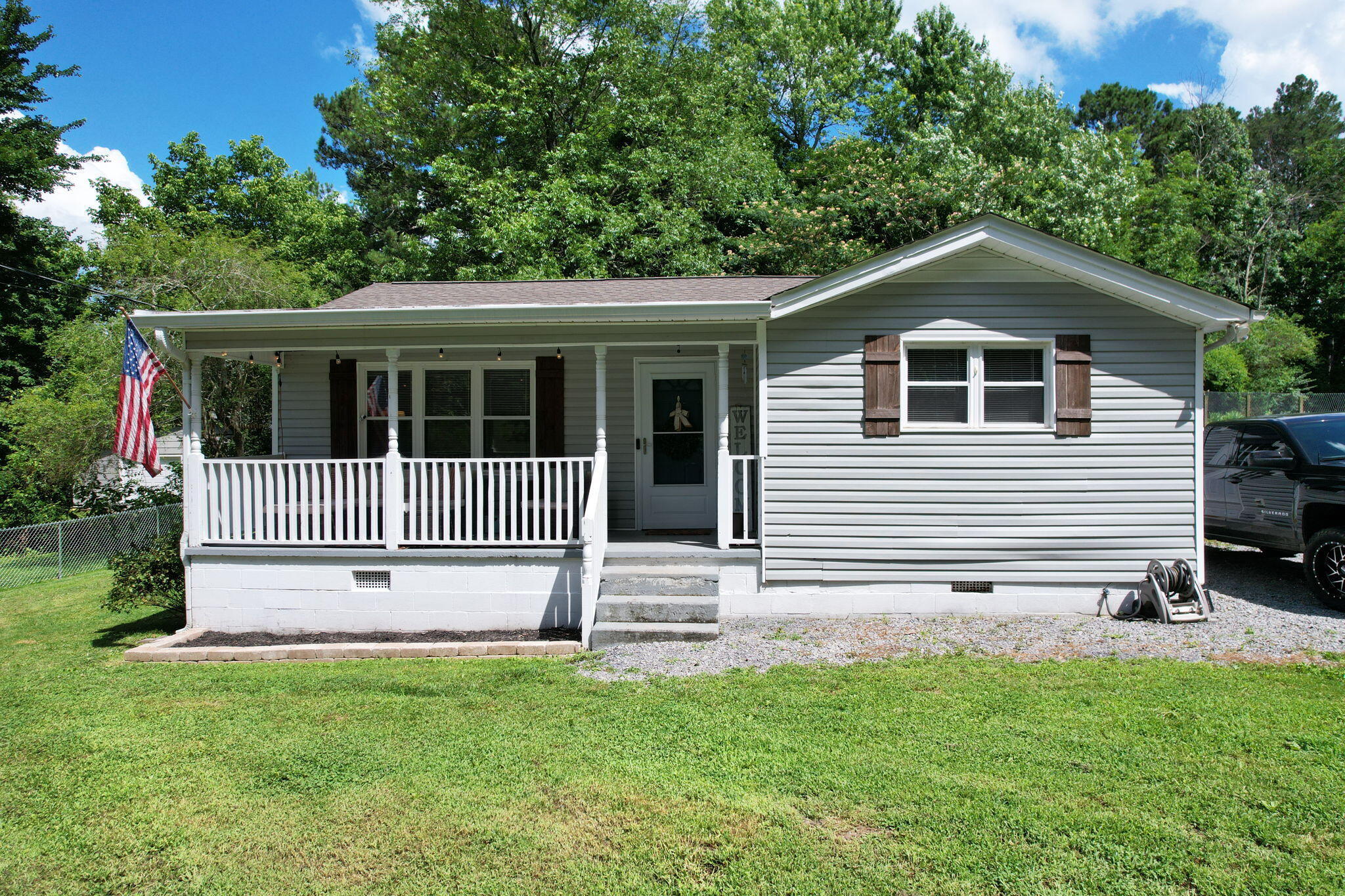 Property Photo: 315 Gilliland Road SE TN 37311
