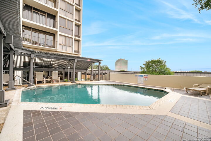 7701 Wurzbach 907  San Antonio TX 78229 photo