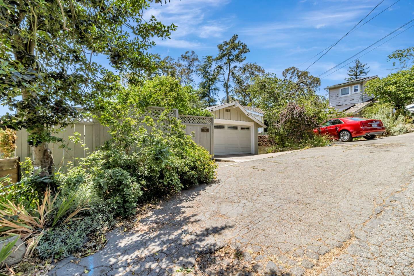 Property Photo: 6827 Ridgewood Drive CA 94611