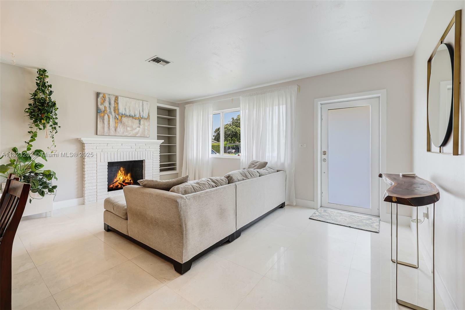Property Photo: 8600 SW 125th Ter FL 33156