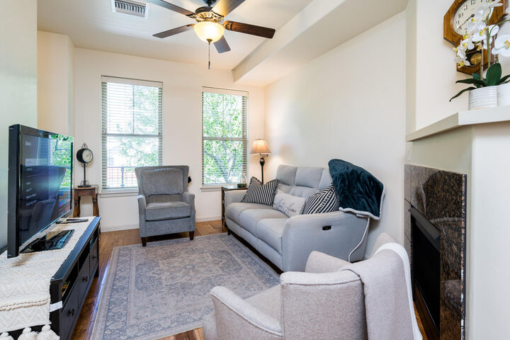 Property Photo: 2477 Woodside Blvd ID 83333