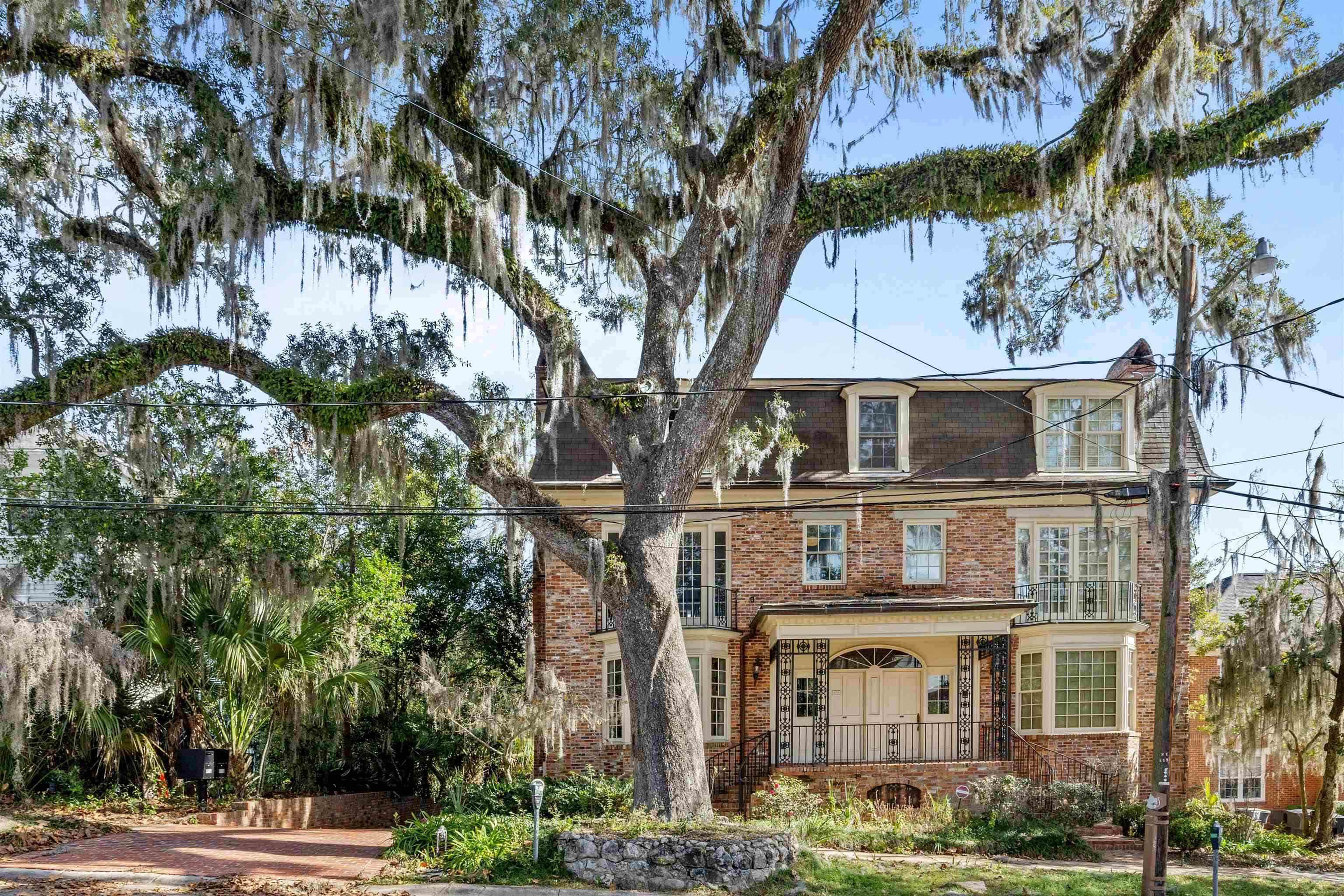 Property Photo: 111-B S Gadsden Street 2 FL 32301