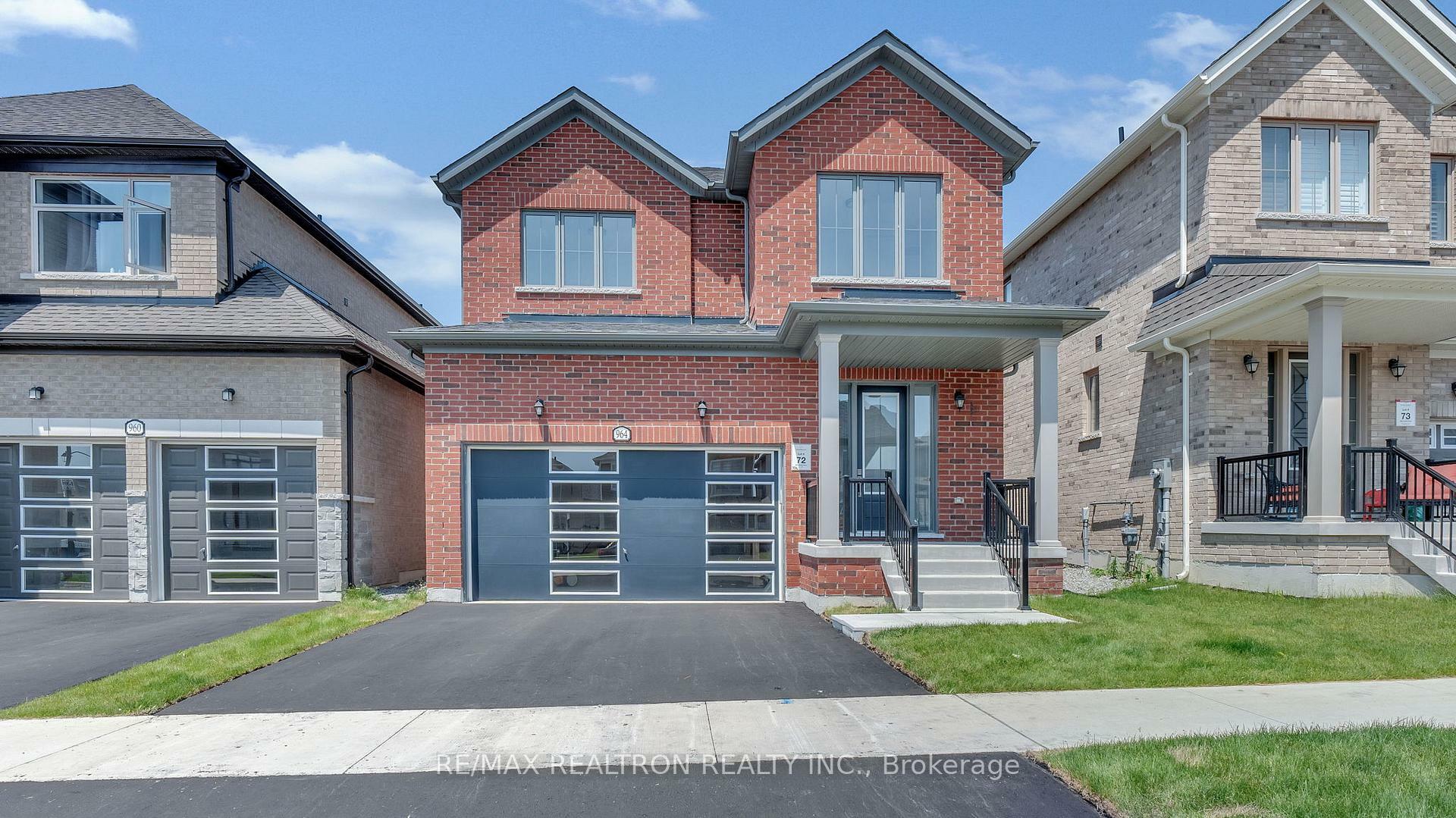 964 Lockie Drive  Oshawa ON L1L 0S2 photo