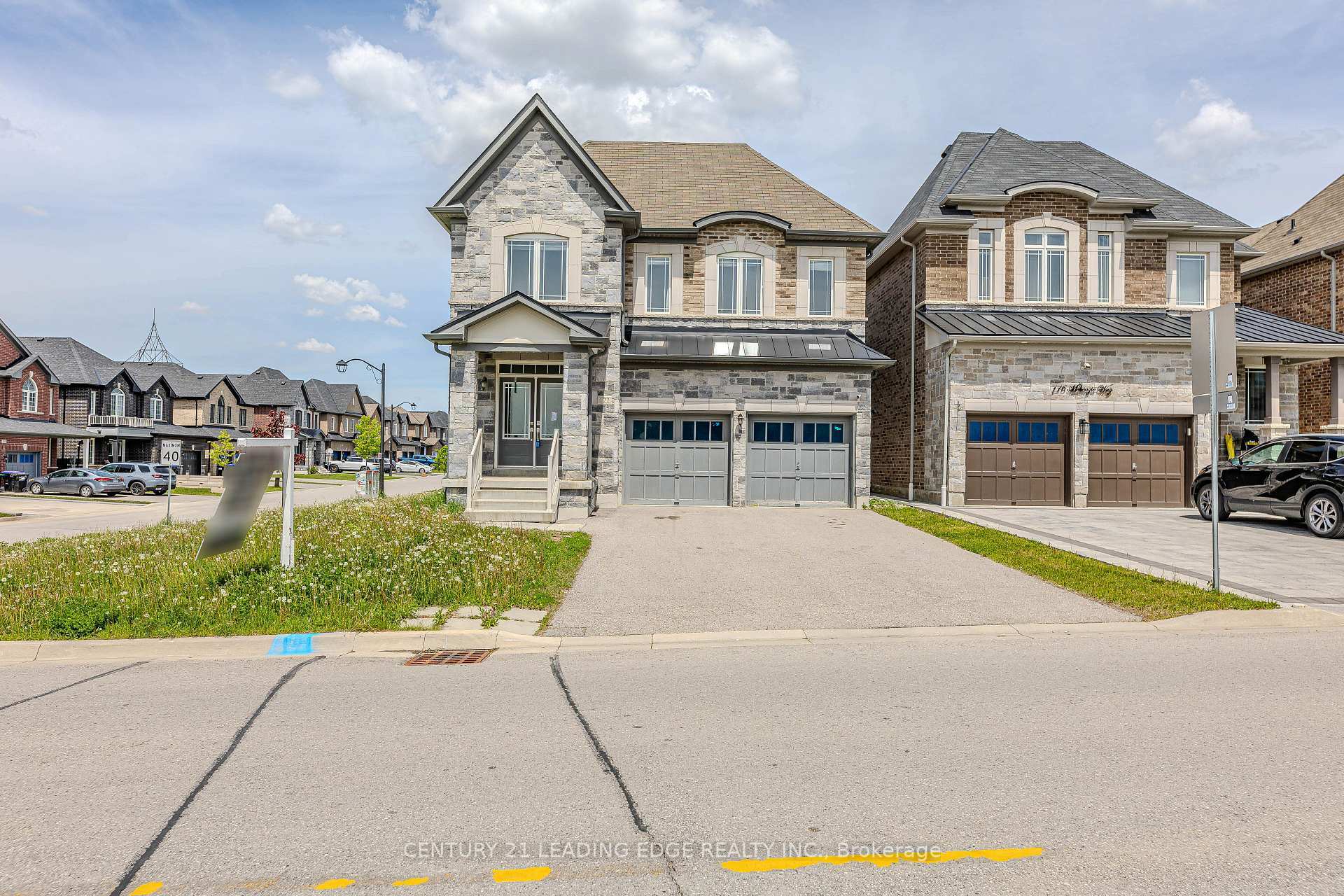 122 McKenzie Way  Bradford West Gwillimbury ON L3Z 4J4 photo