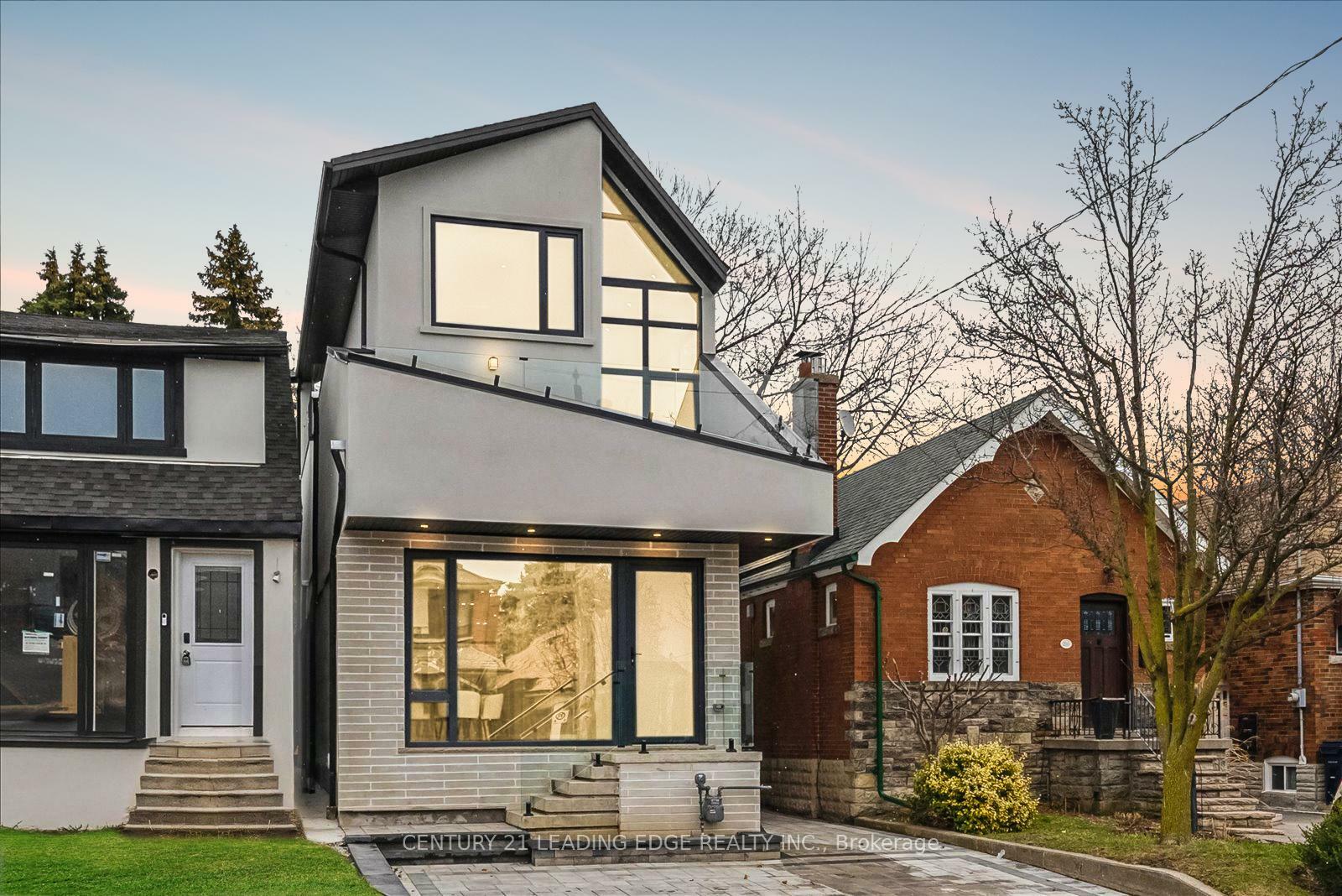 Property Photo: 257 Robina Avenue E ON M6C 3Y9