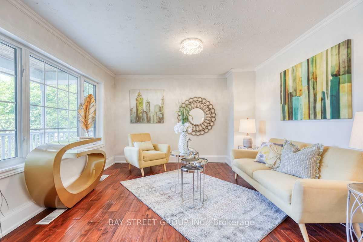 Property Photo: 115 Crosby Avenue ON L4C 2R3