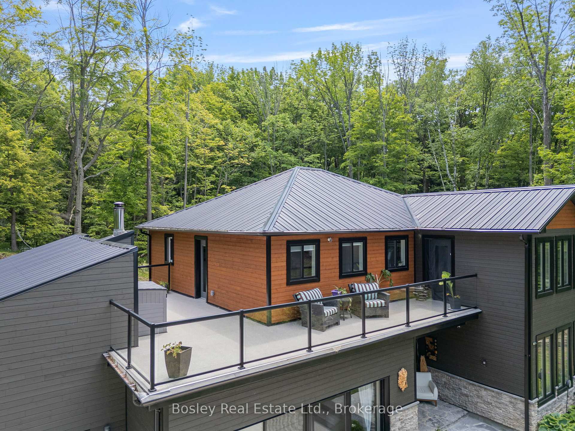 Property Photo: 350107 Bayshore Road ON N0H 1B0