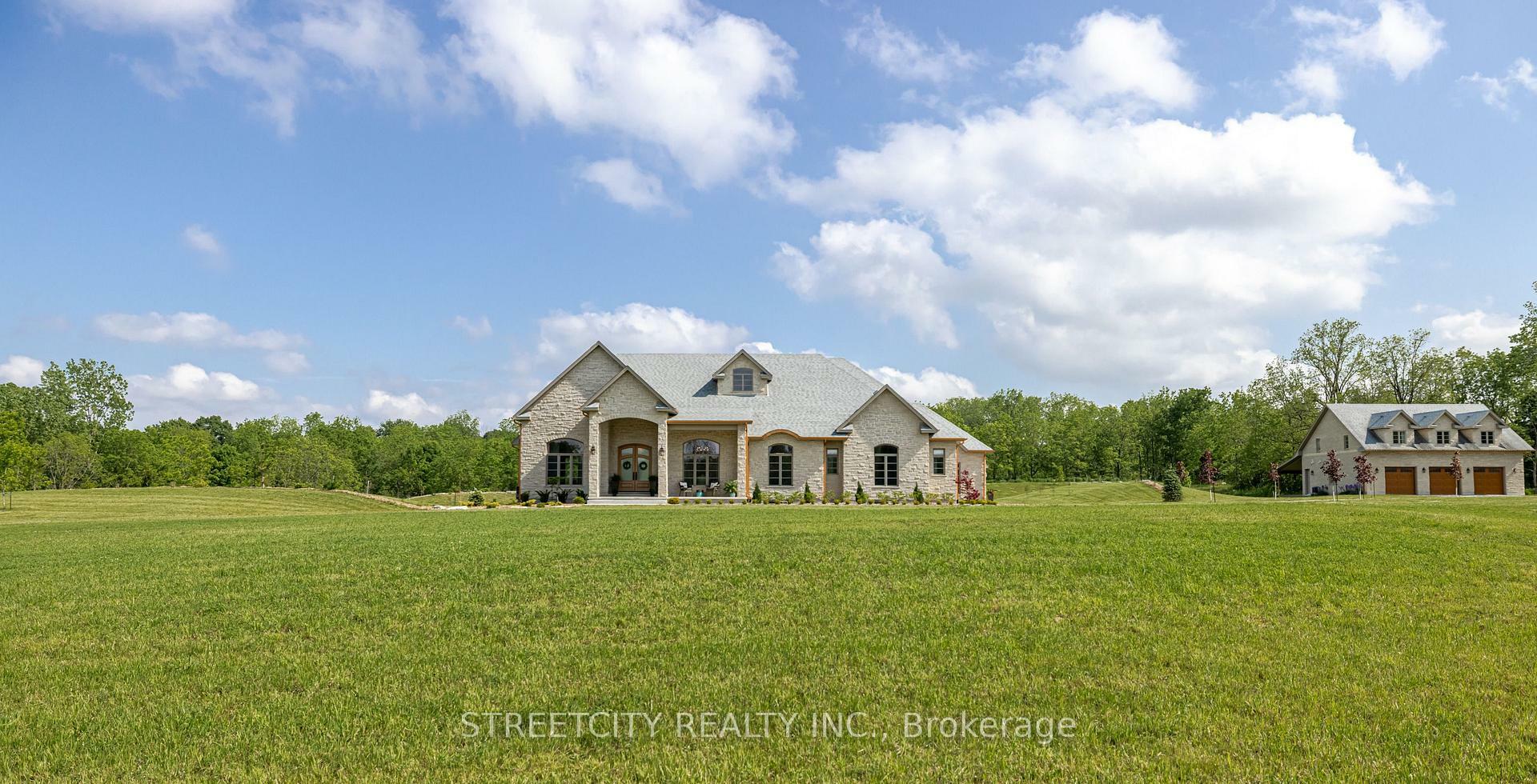 Property Photo:  20724 Denfield Road  ON N6H 5L2 