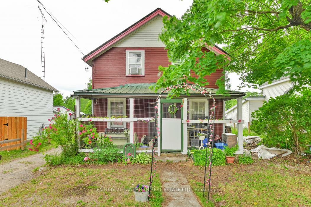 Property Photo: 23 O'Brien Street ON K0K 2M0
