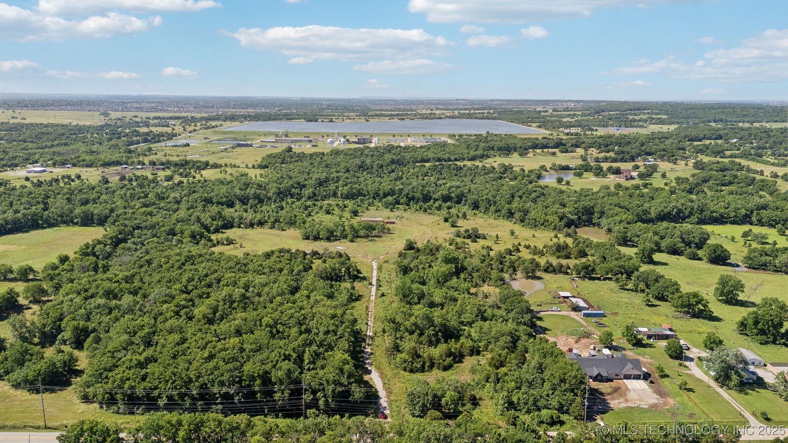 Property Photo:  16800 E 11th Street  OK 74108 