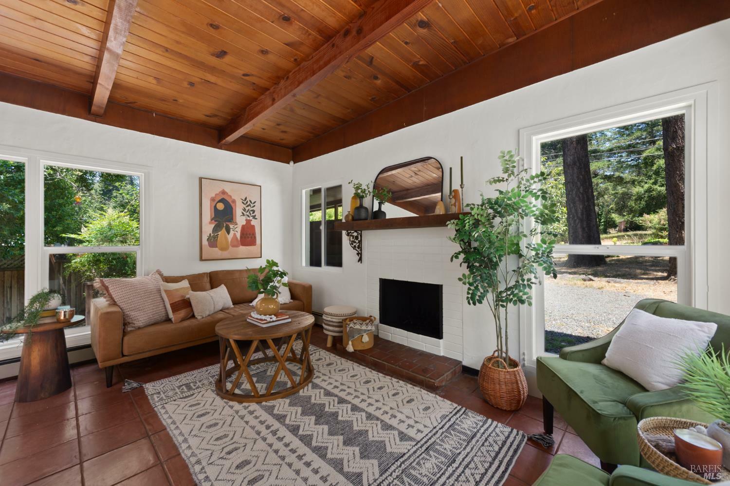 Property Photo: 4640 Montecito Avenue CA 95404