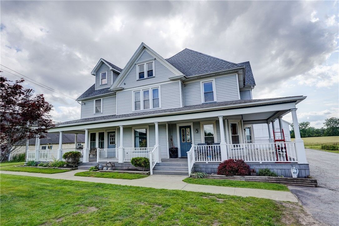 Property Photo:  4618 Oak Orchard Road  NY 14411 