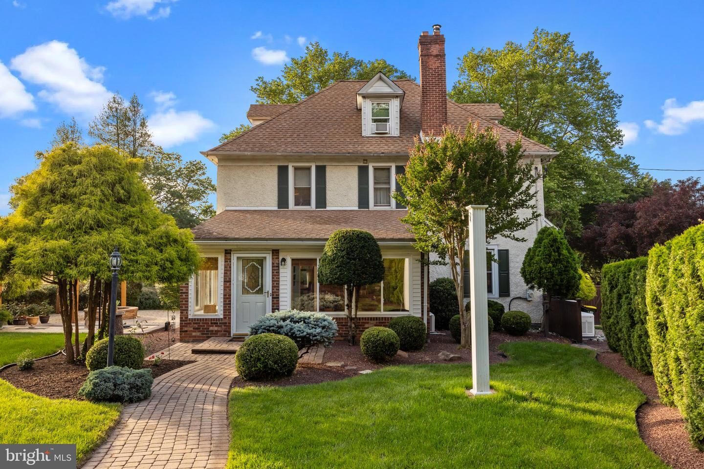 Property Photo:  150 Summit Avenue  PA 19047