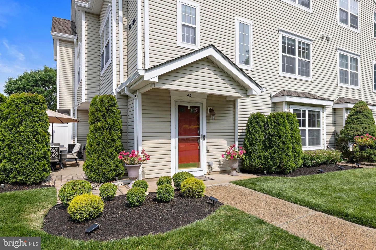 43 Watson Court  Howell NJ 07731 photo
