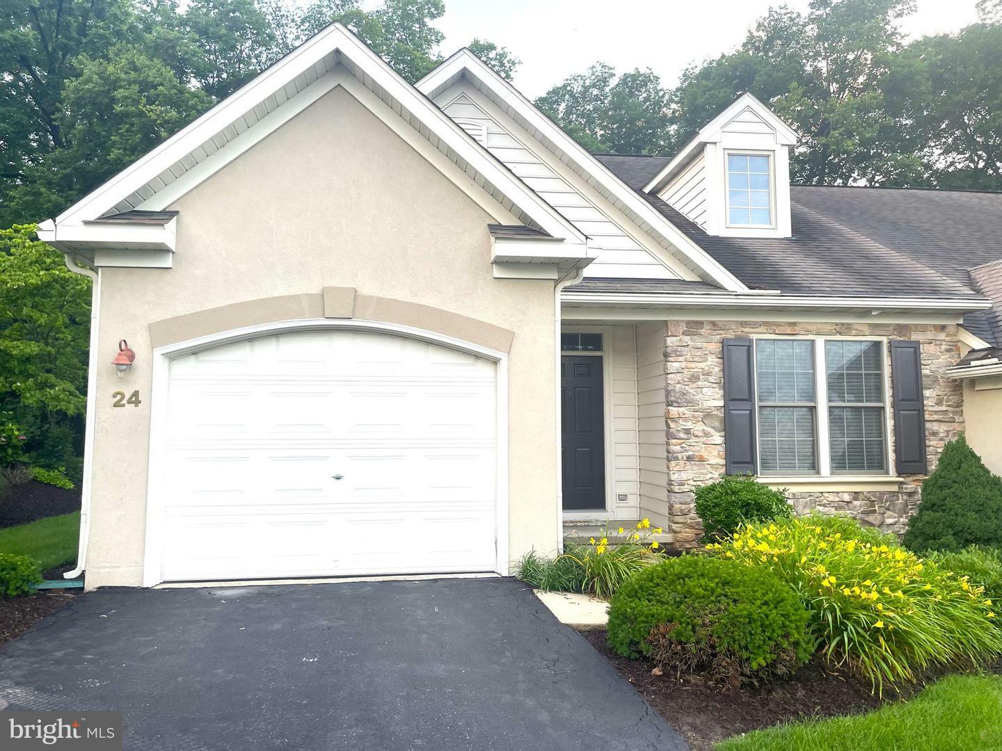 Property Photo: 24 Duncan Street PA 17602