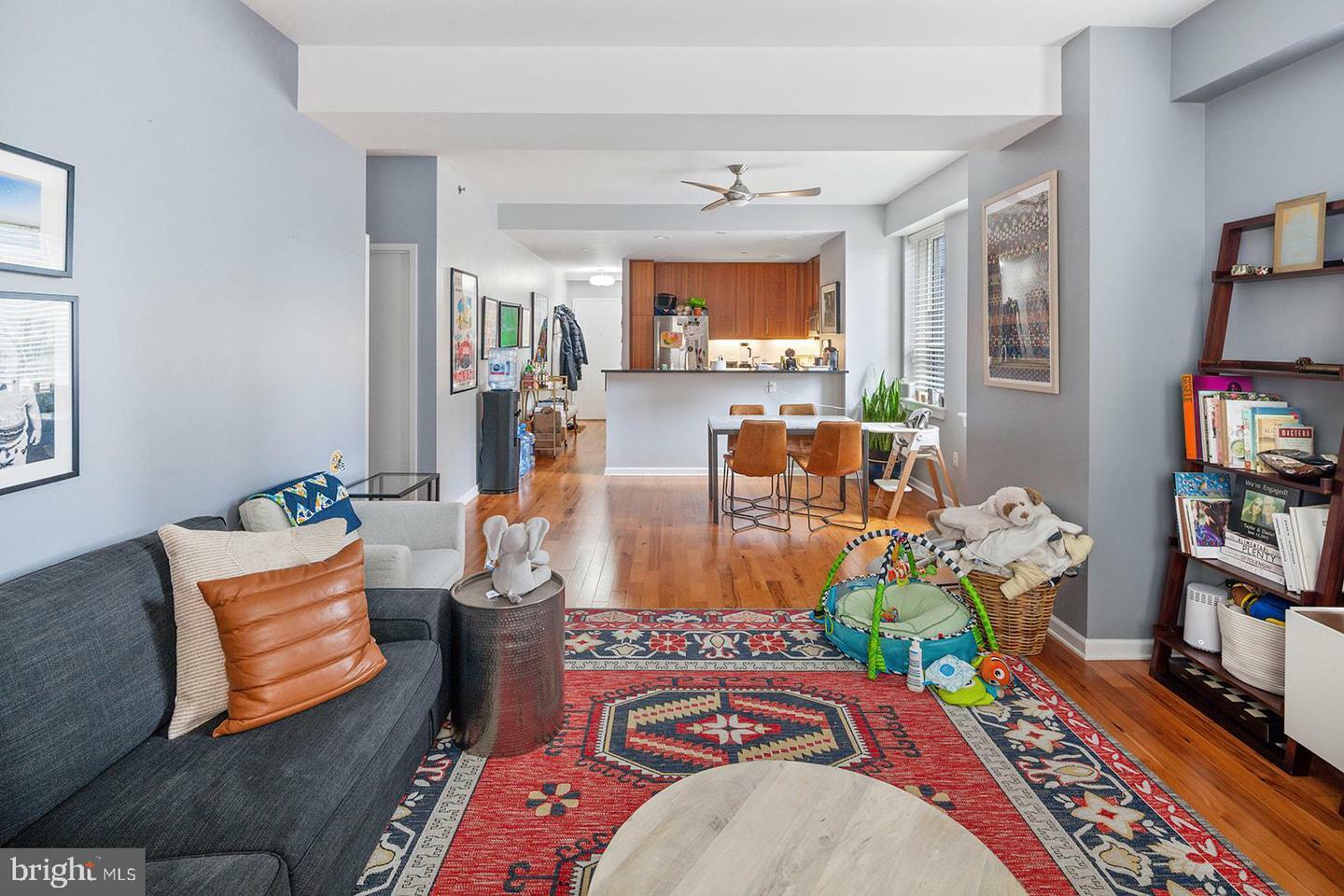 Property Photo: 1425 Locust Street 5C PA 19102