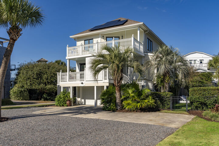 Property Photo: 109 Carolina Boulevard SC 29451