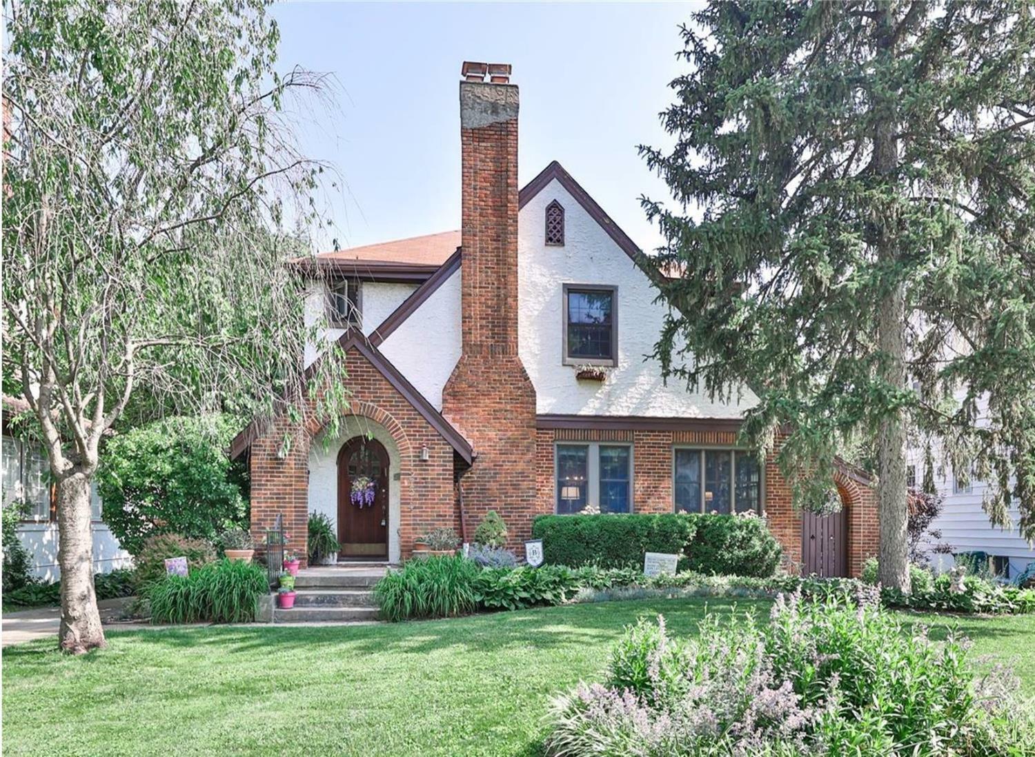Property Photo:  1254 Avon Drive  OH 45229 